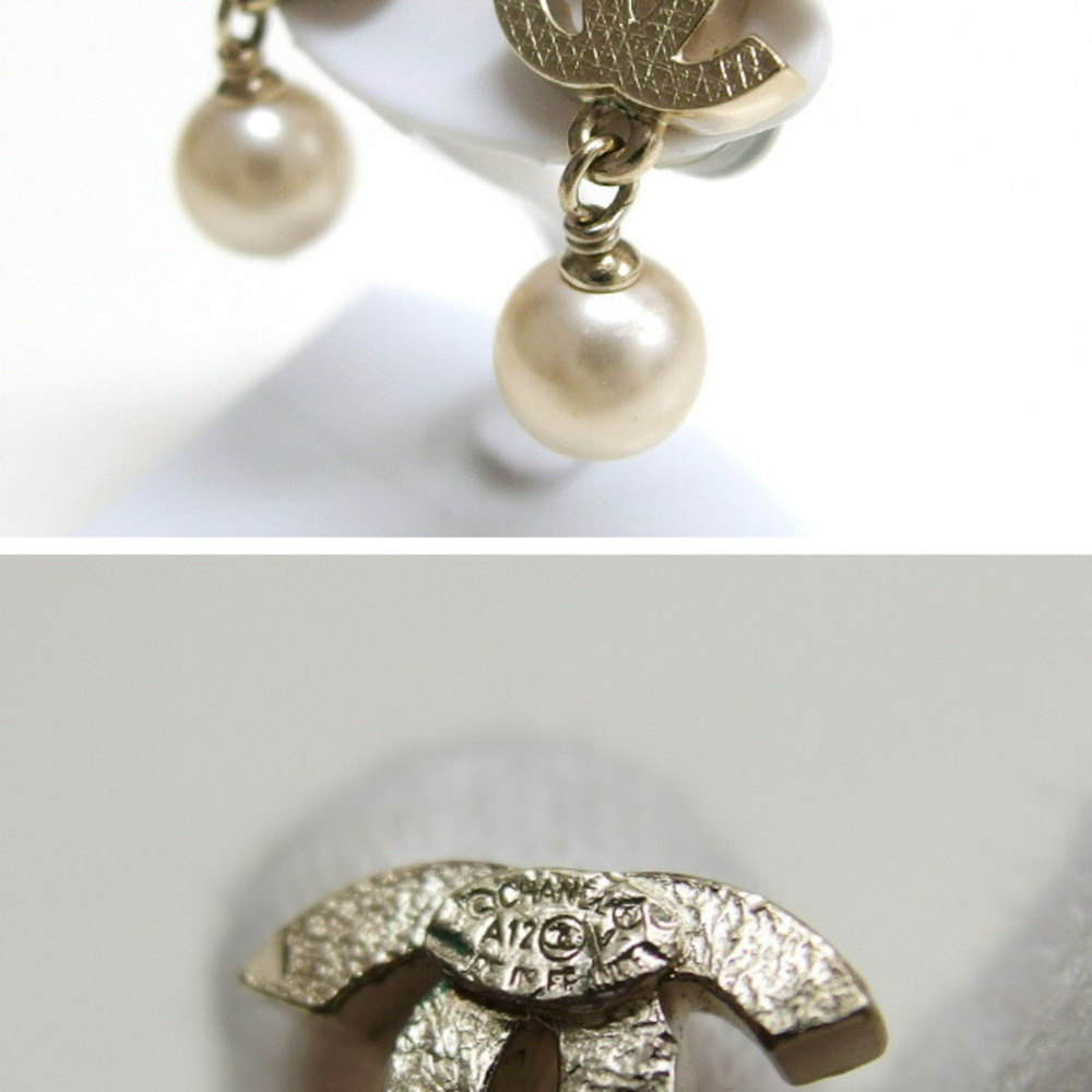 CHANEL Earrings - Picture 5 of 11